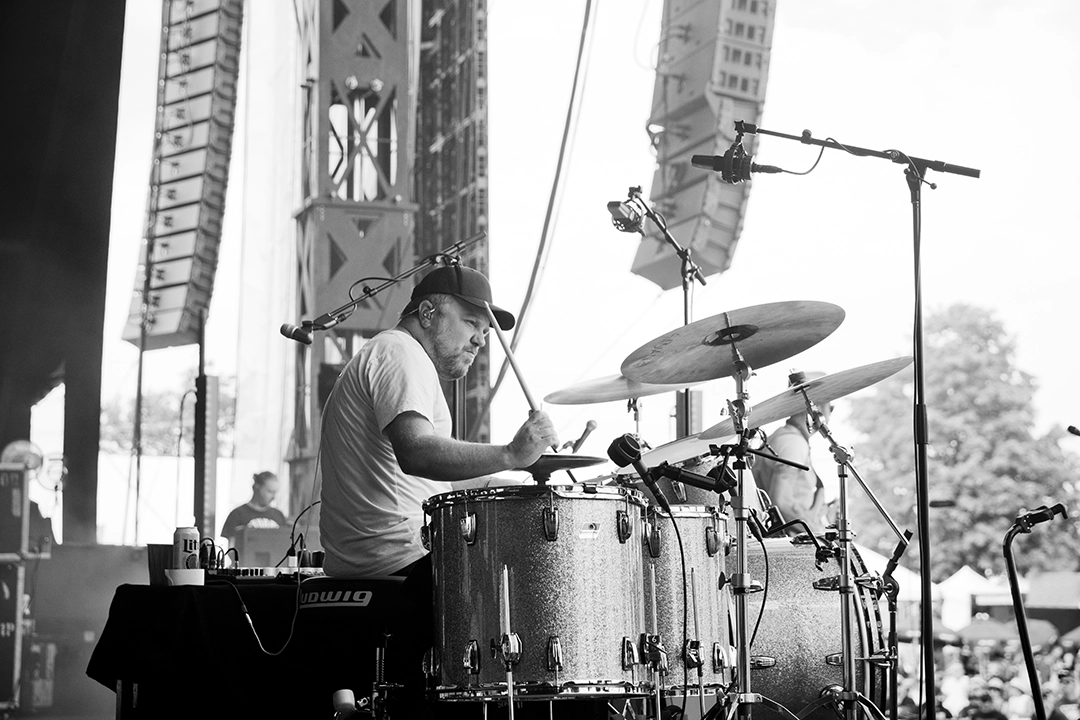 Leon Power performing at an outdoor festival